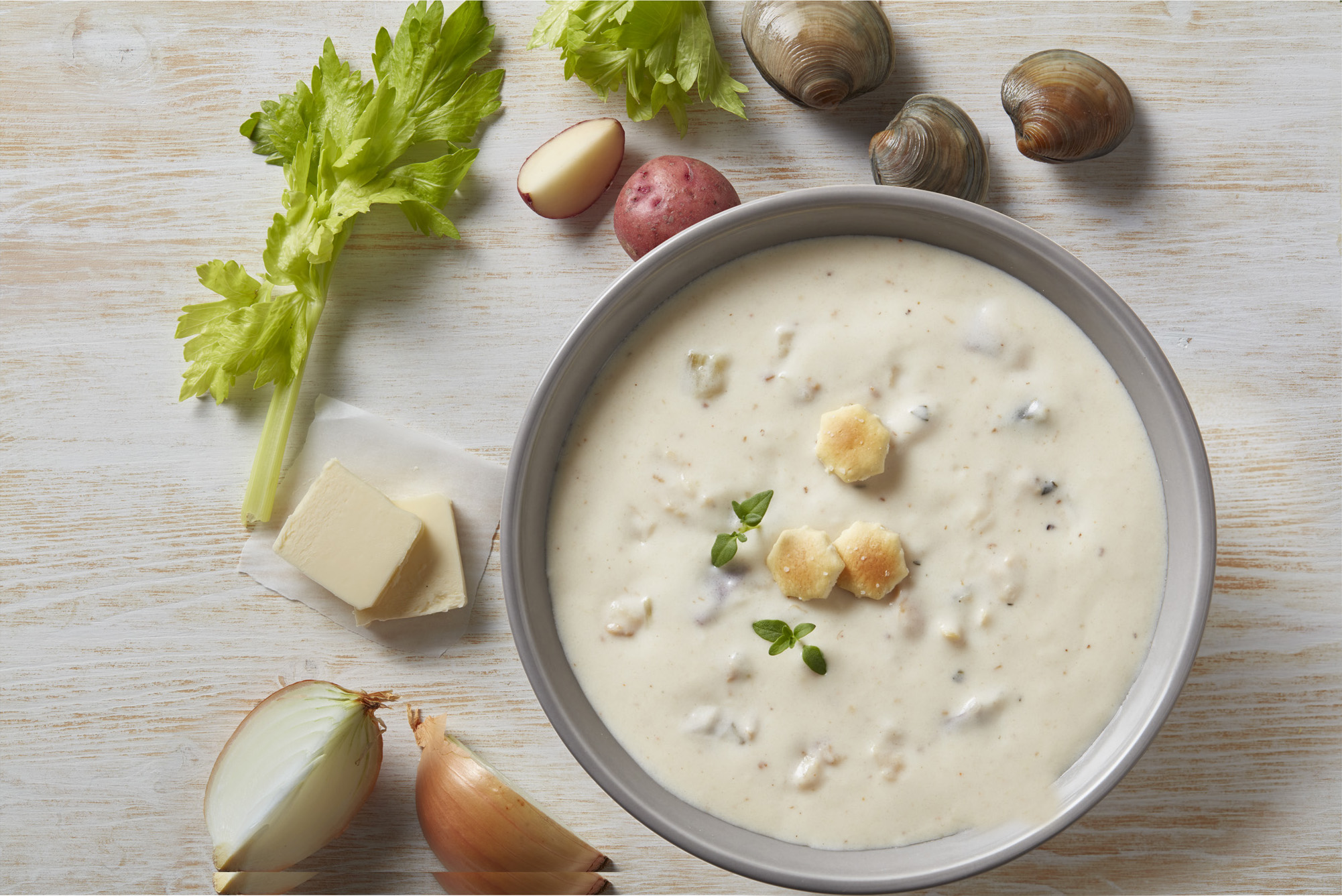 New England Clam Chowder, 4/4 lb.